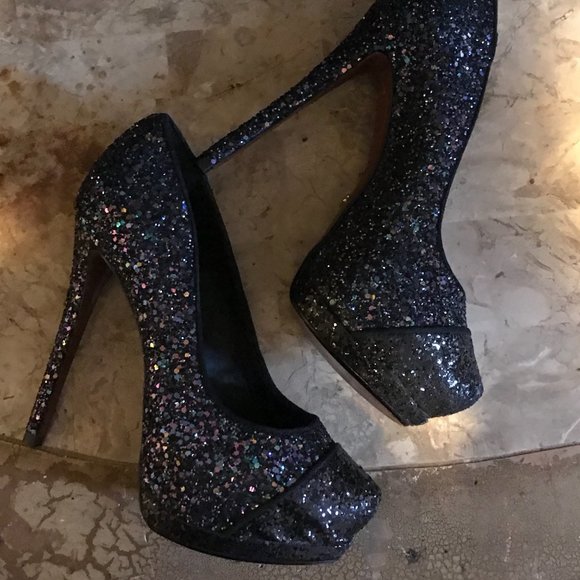 Shultz Shiny Heels Sz 5 - Picture 8 of 16